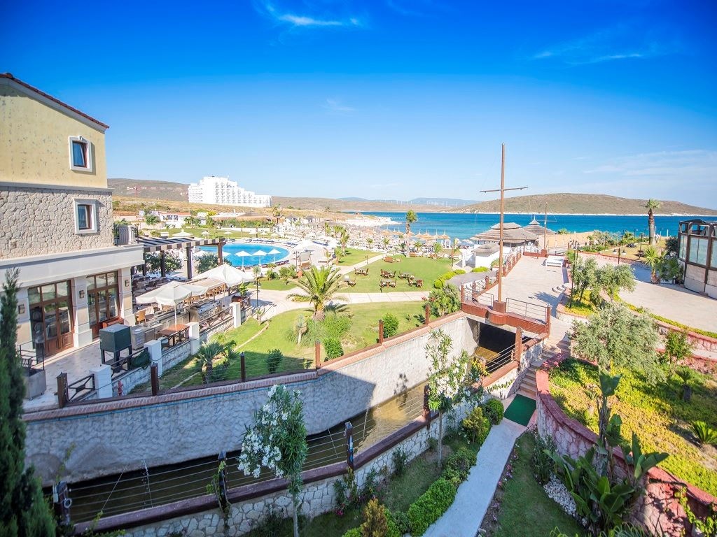 general-main-building