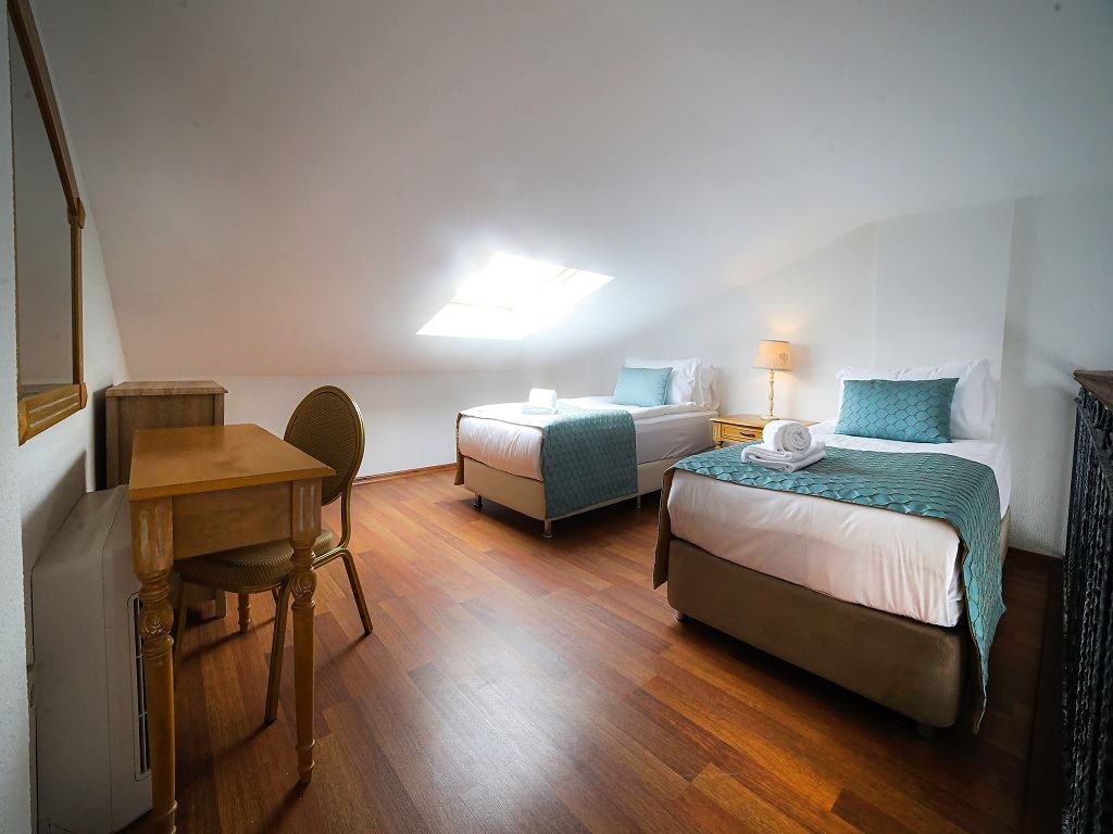 rooms-family-loft-suite