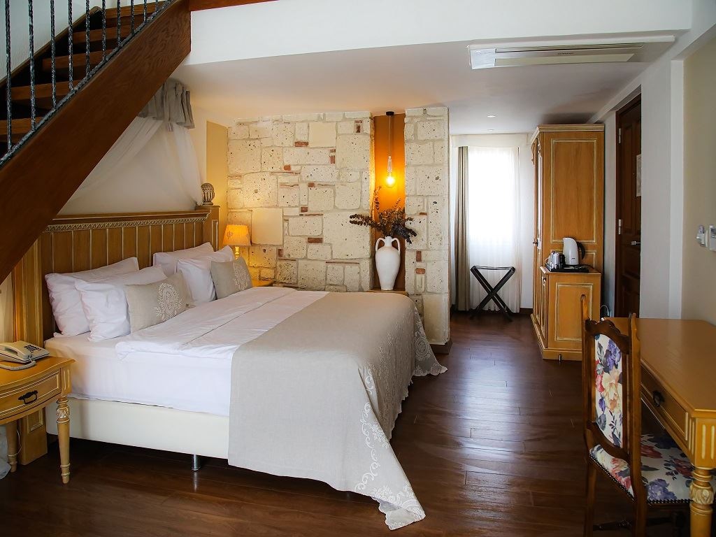 rooms-family-loft-suite