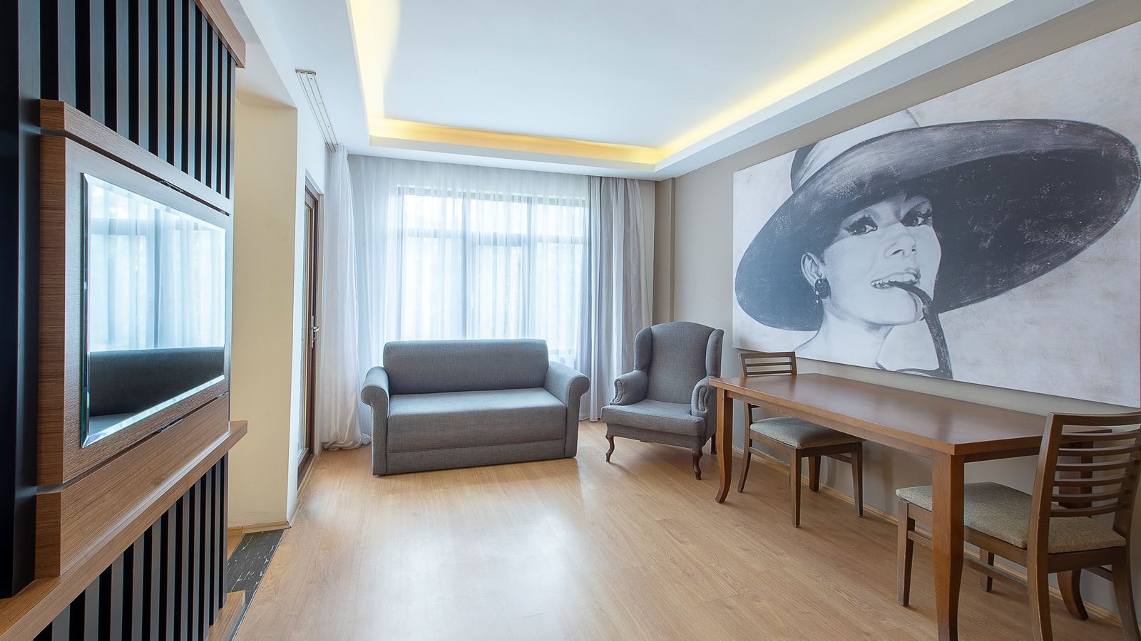 rooms-residence-family-room