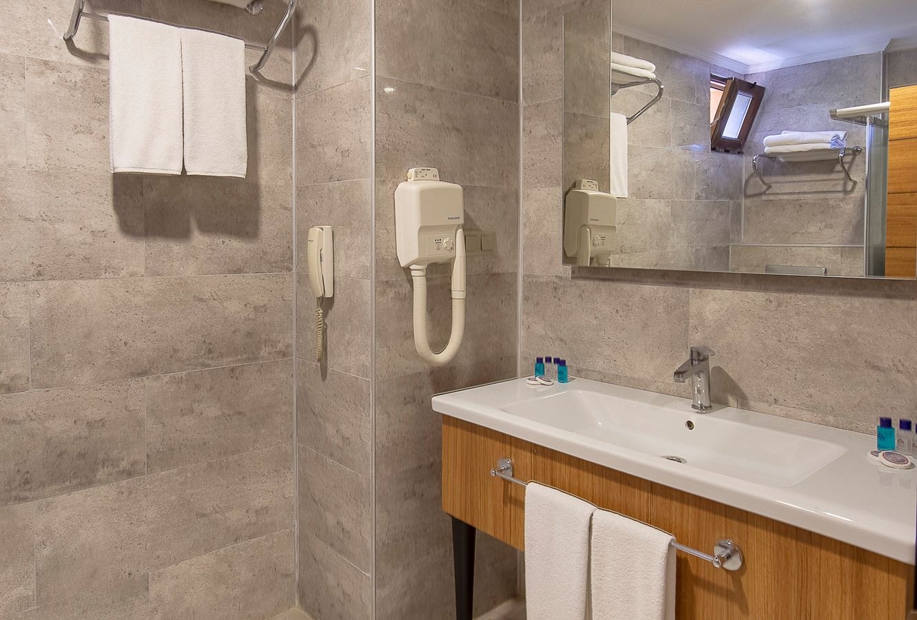 rooms-residence-family-room