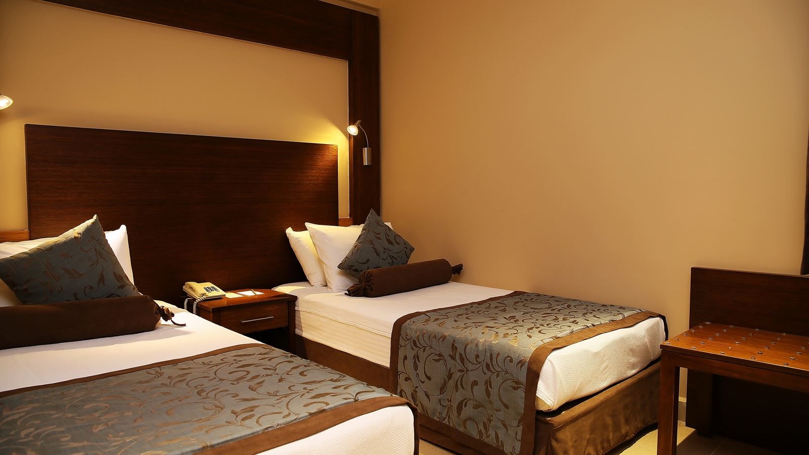 rooms-family-sea-view-room