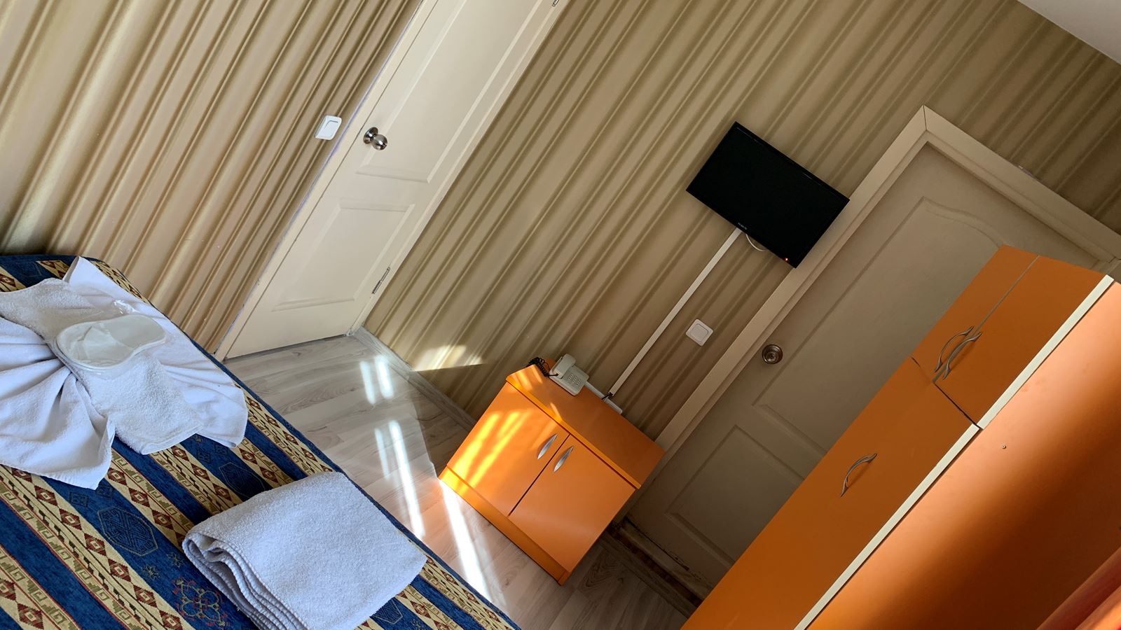 rooms-standard-single-room