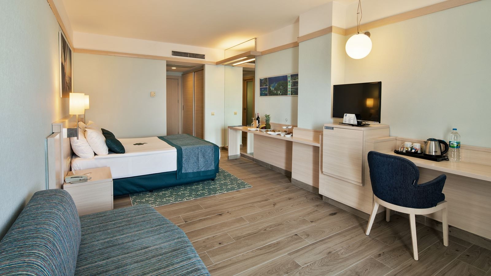 rooms-coral-room-standart-land-view