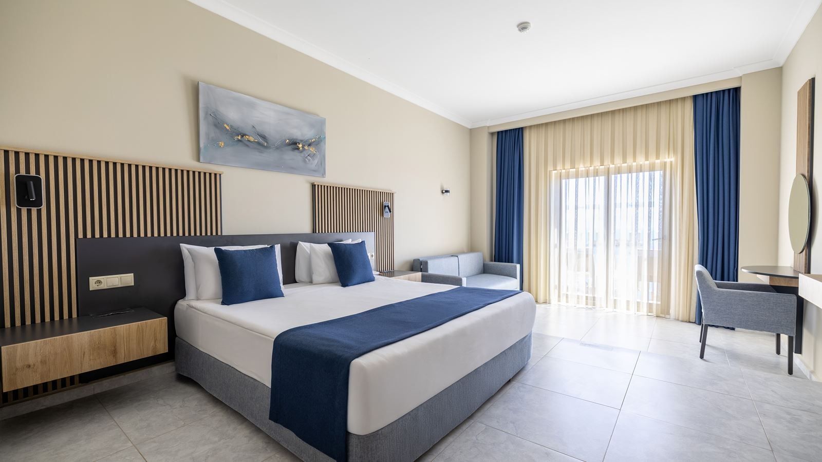 rooms-main-building-land-view-standard-room