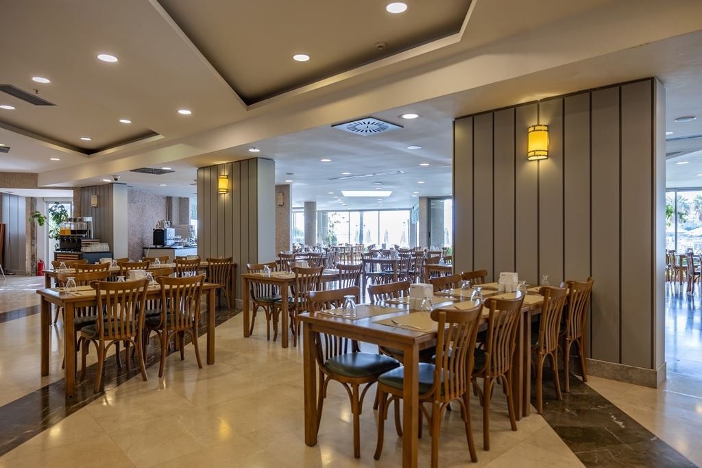 restaurants-main-restaurant