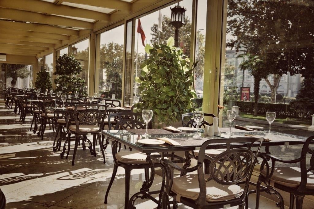 restaurants-revan-restaurant