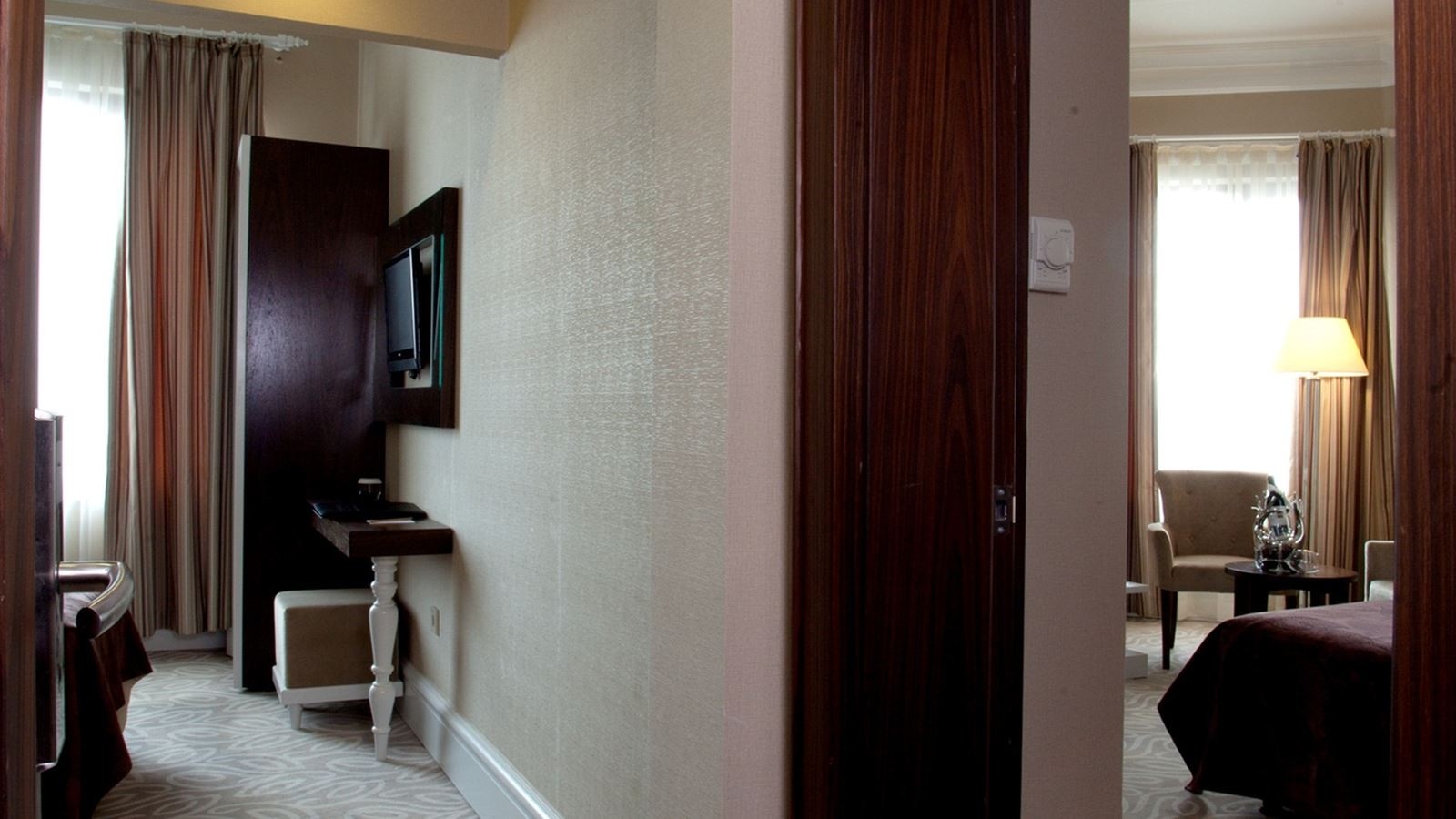 rooms-family-room-standard