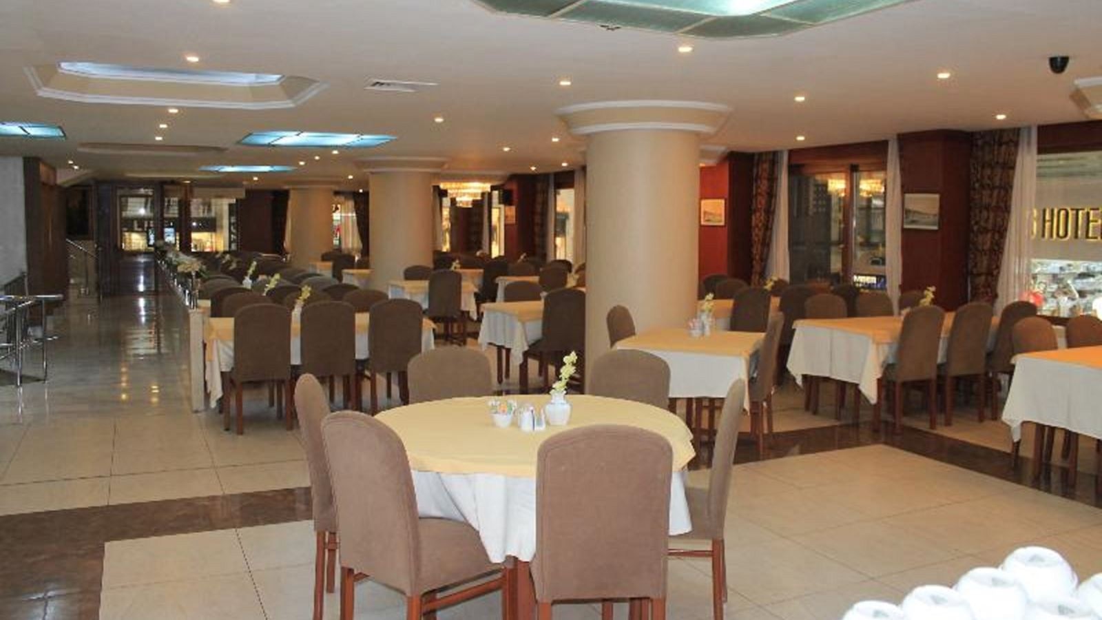 restaurants-main-restaurant