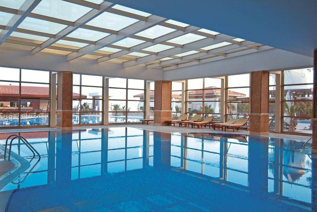 pools-indoor-pool