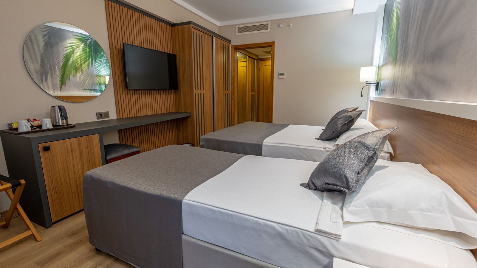 rooms-standard-room-sea-view