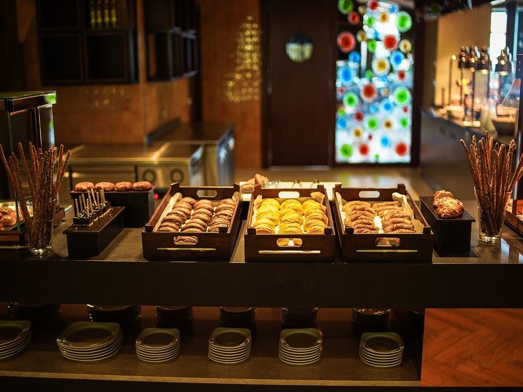 restaurants-ana-restaurant