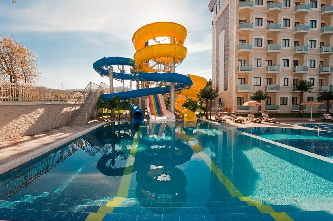 water-park-water-park