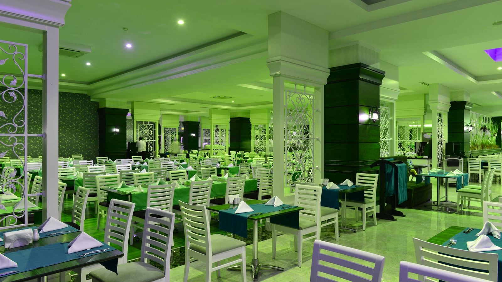 restaurants-main-restaurant