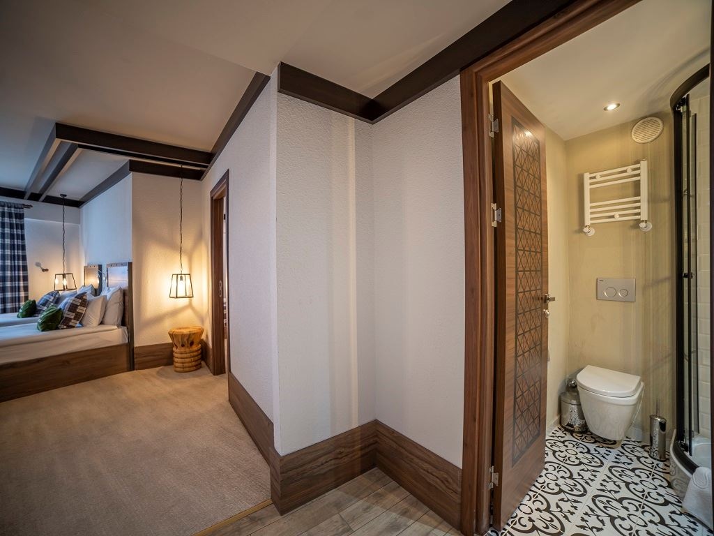 rooms-deluxe-aile-suit