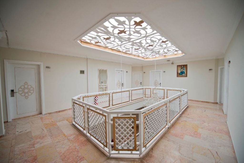 general-main-building