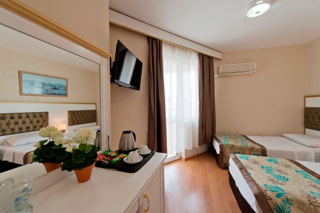 rooms-standard-double--twin-room