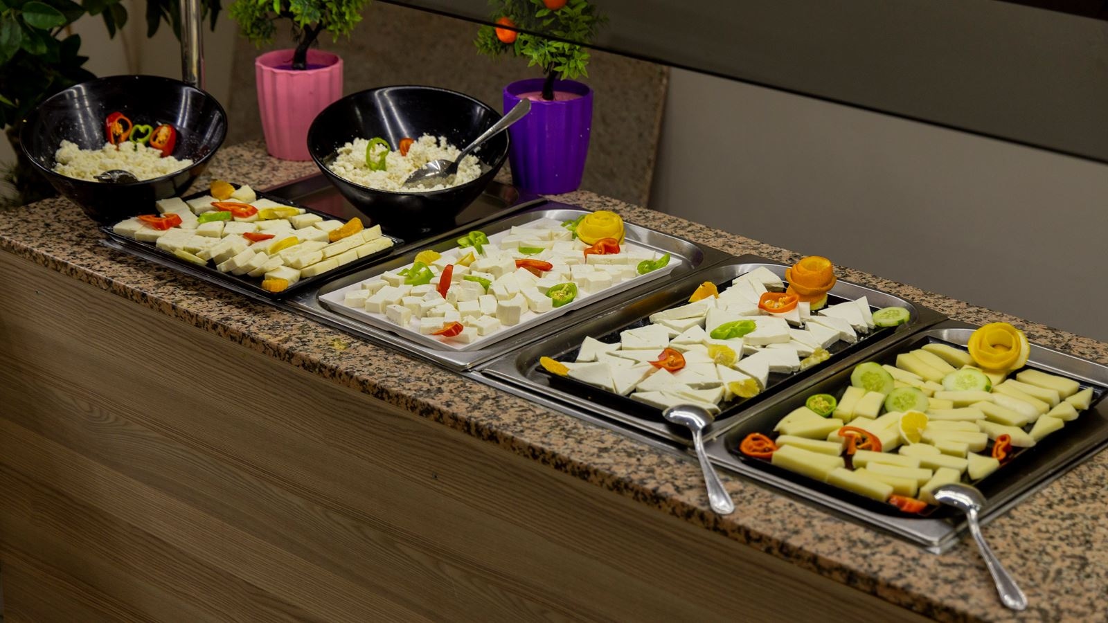 restaurants-restaurant