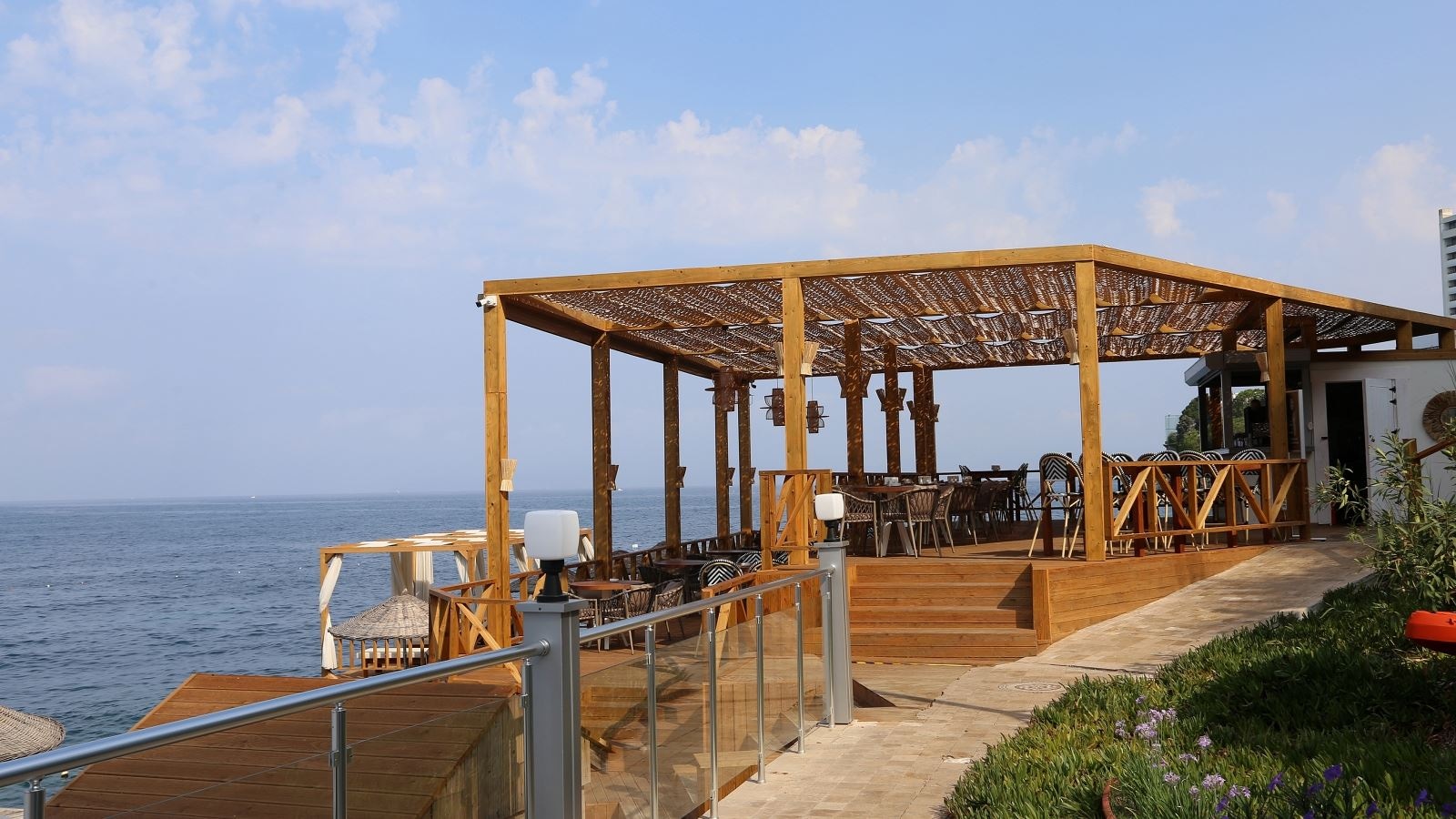 bars-sugar-by-the-sea-bar