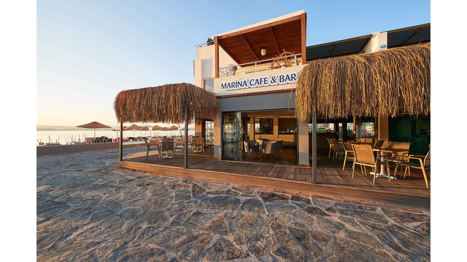 restaurants-beach-restaurant-and-bar