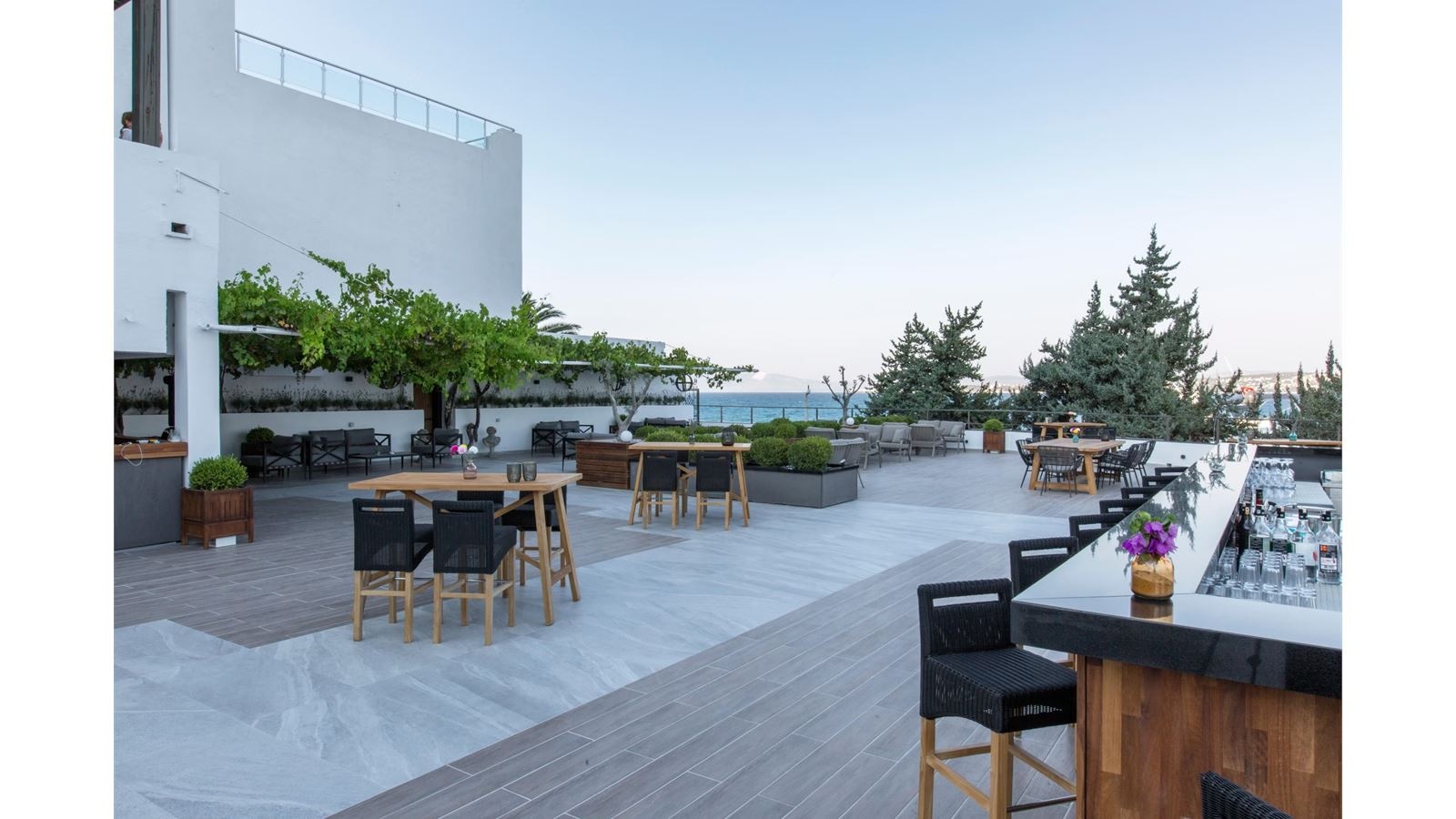 bars-bakus-luna-lounge