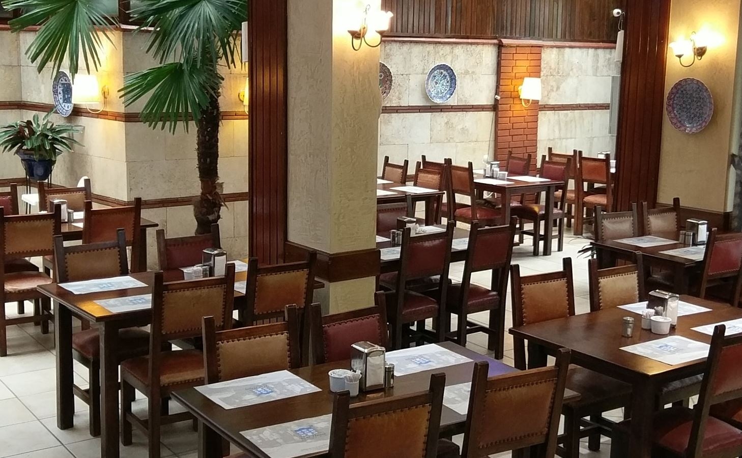 restaurants-restaurants