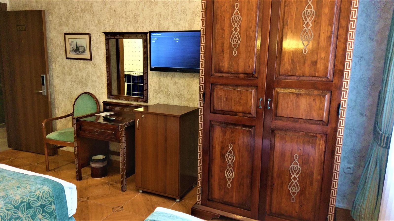 rooms-double-or-twin-deluxe