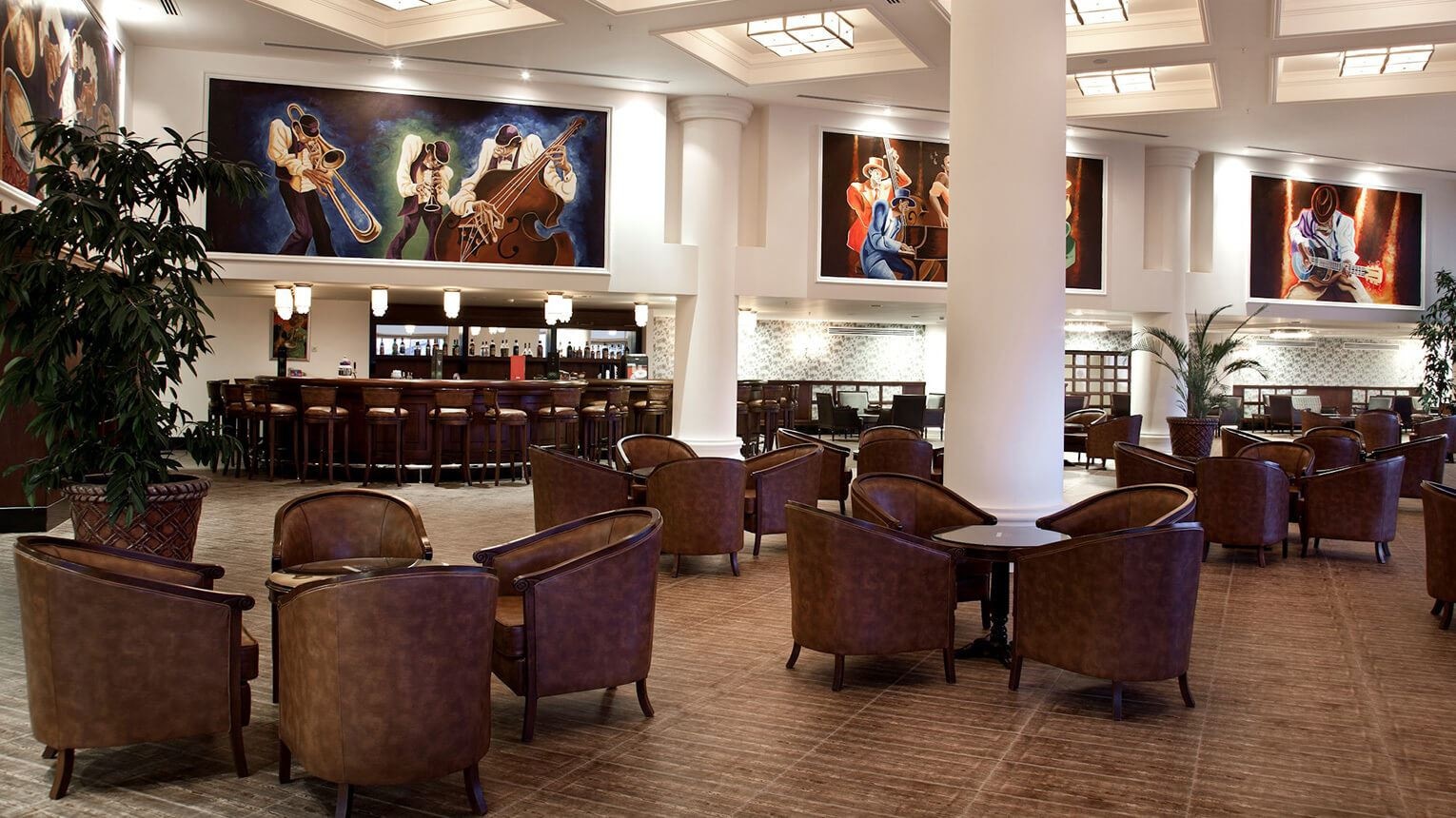 bars-upper-lobby-bar