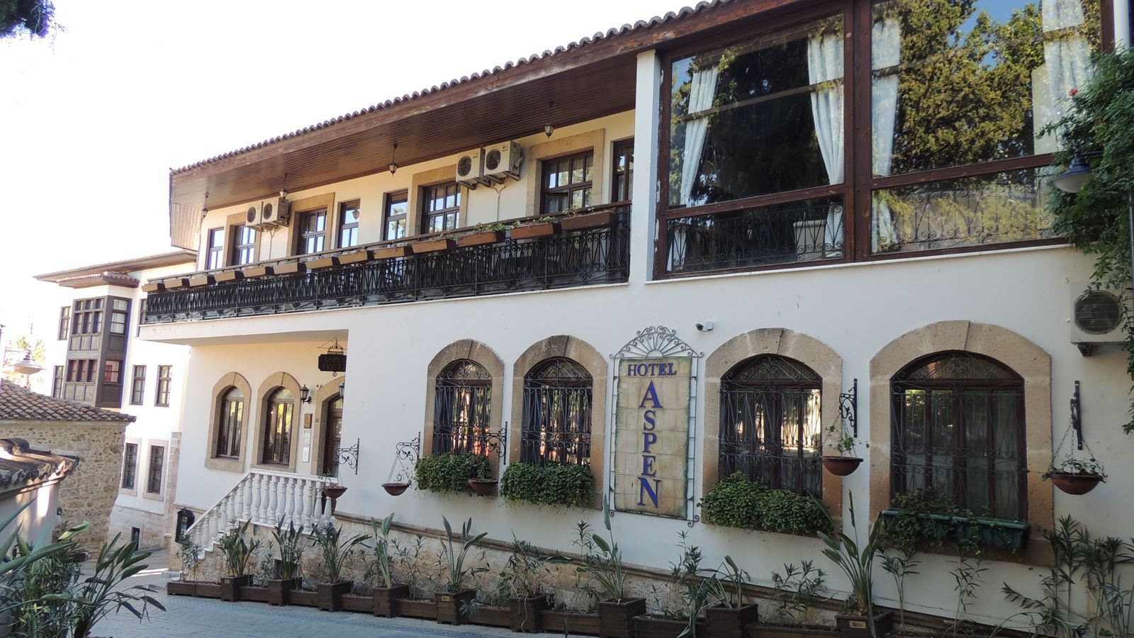 general-main-building