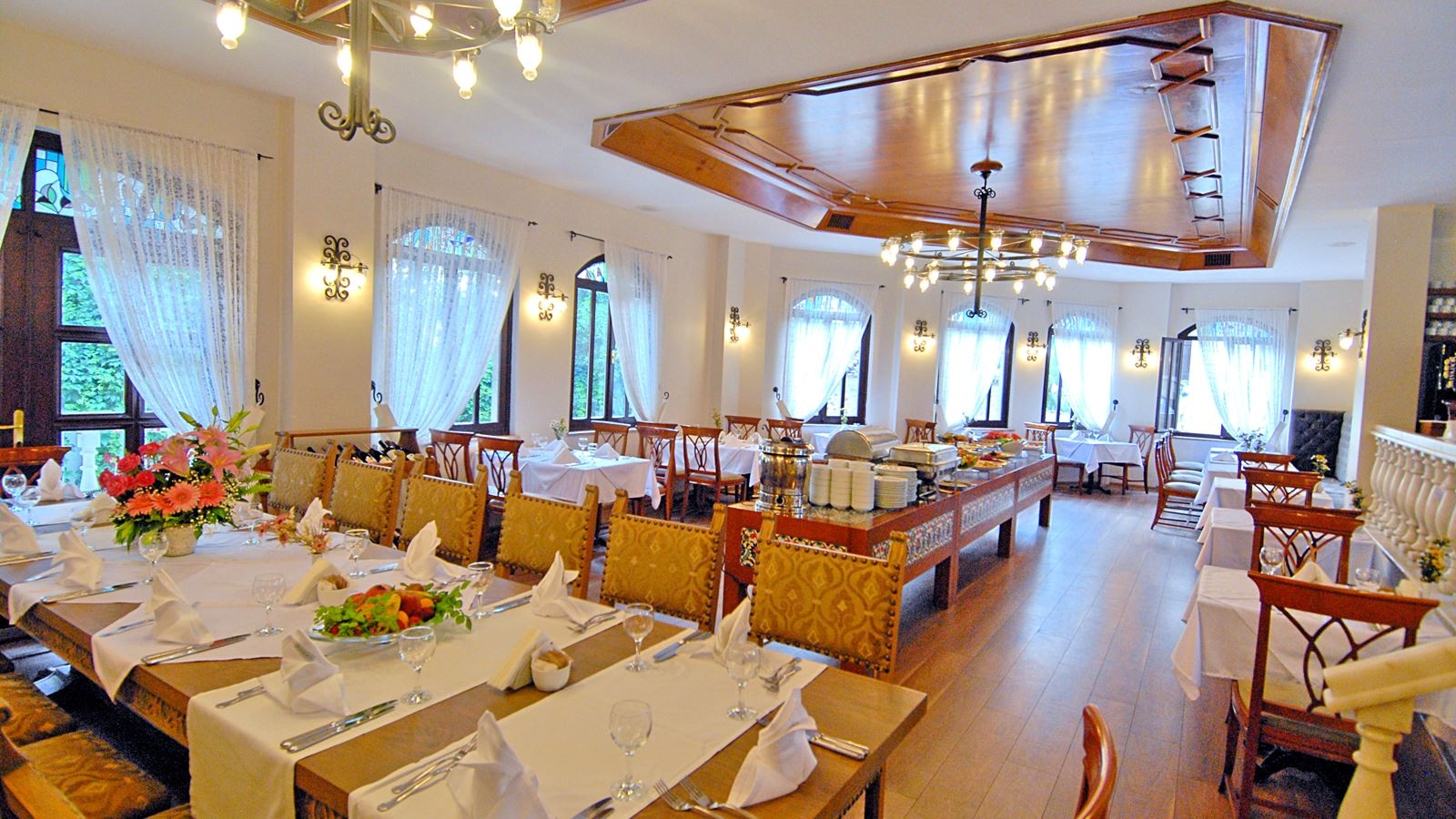 restaurants-aspen-restaurant