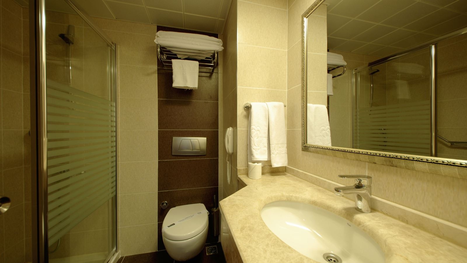 rooms-standrad-room-land-view