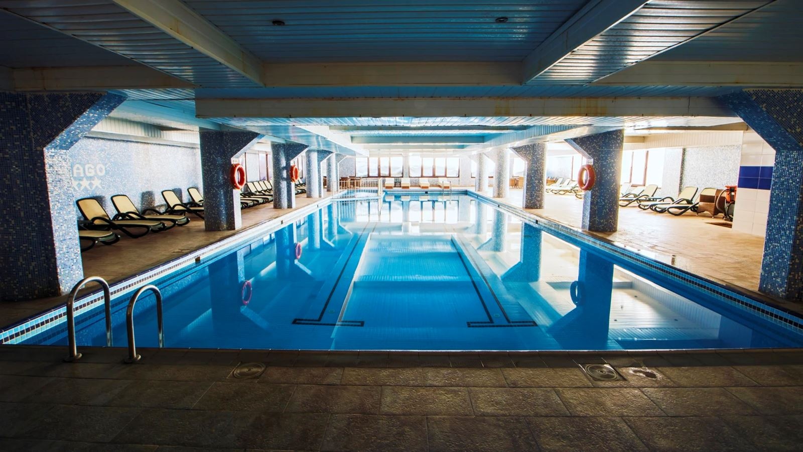 pools-indoor-pool