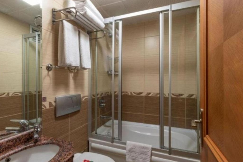 rooms-double-standard