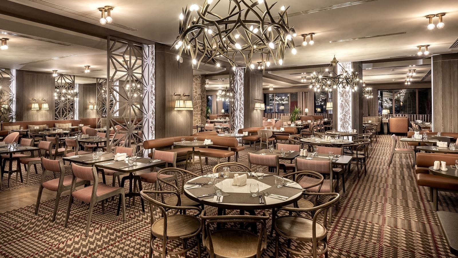 restaurants-restaurant