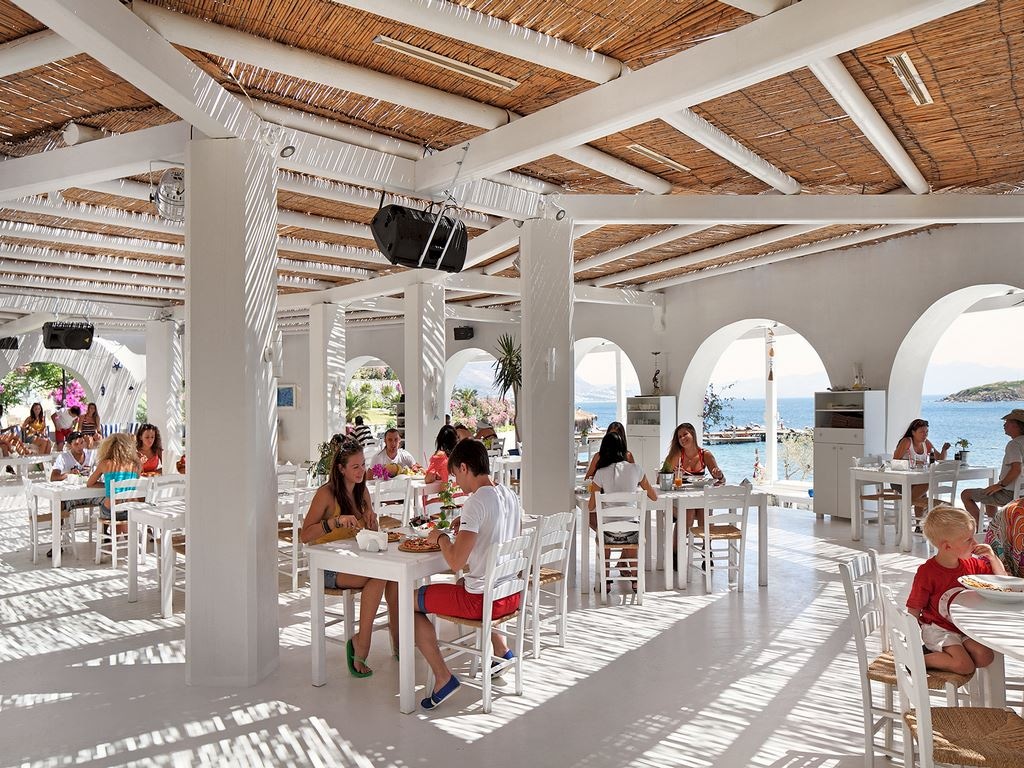 restaurants-elani-beach-restaurant