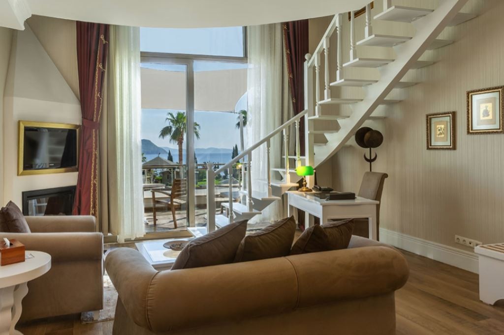 rooms-loft-suite-room