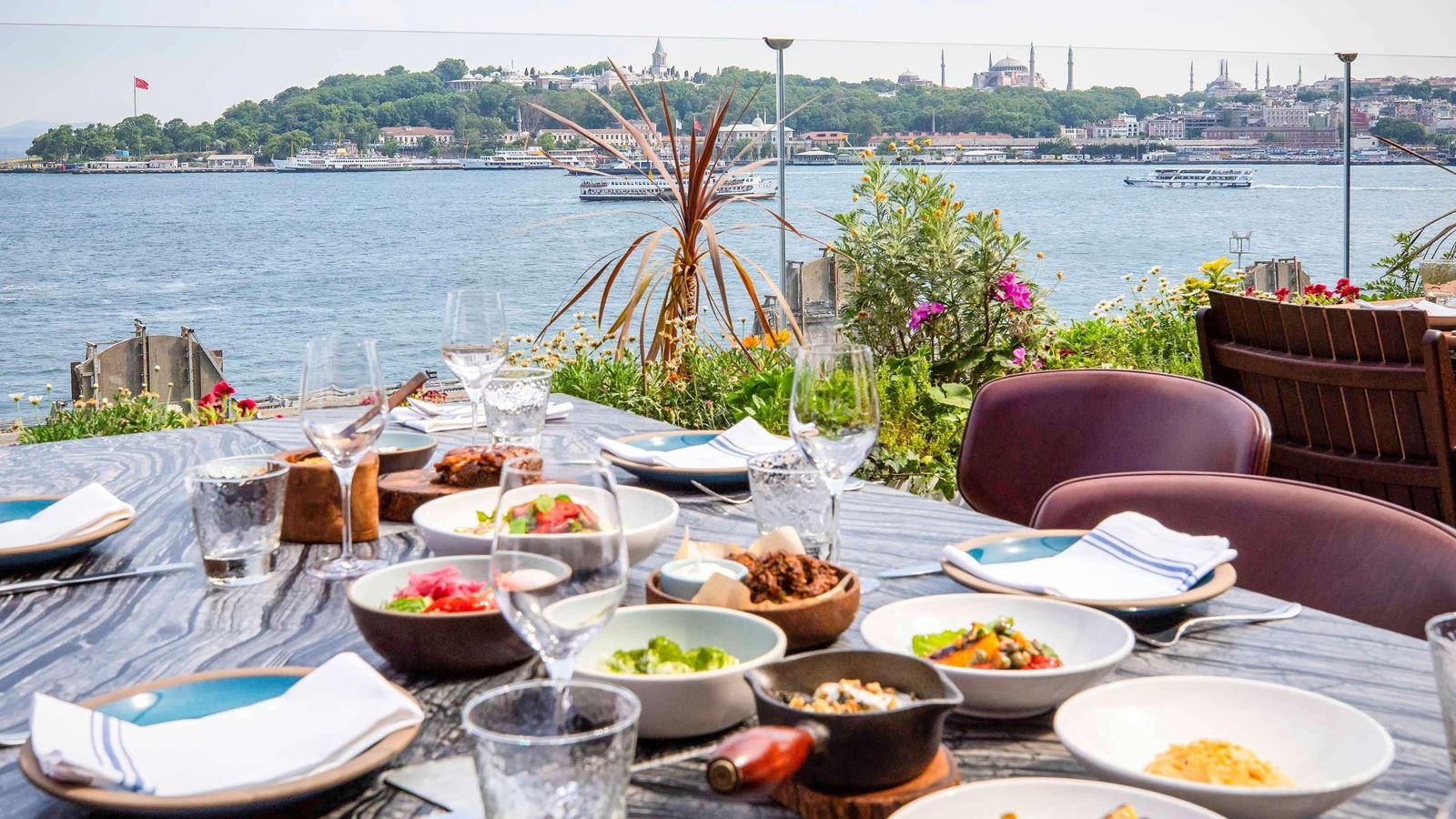 restaurants-restaurants