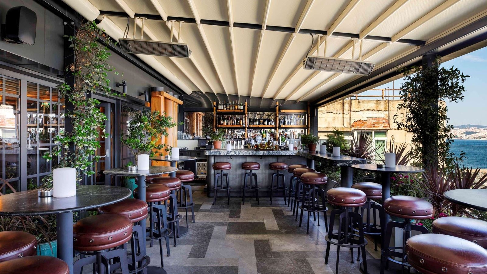 restaurants-restaurants