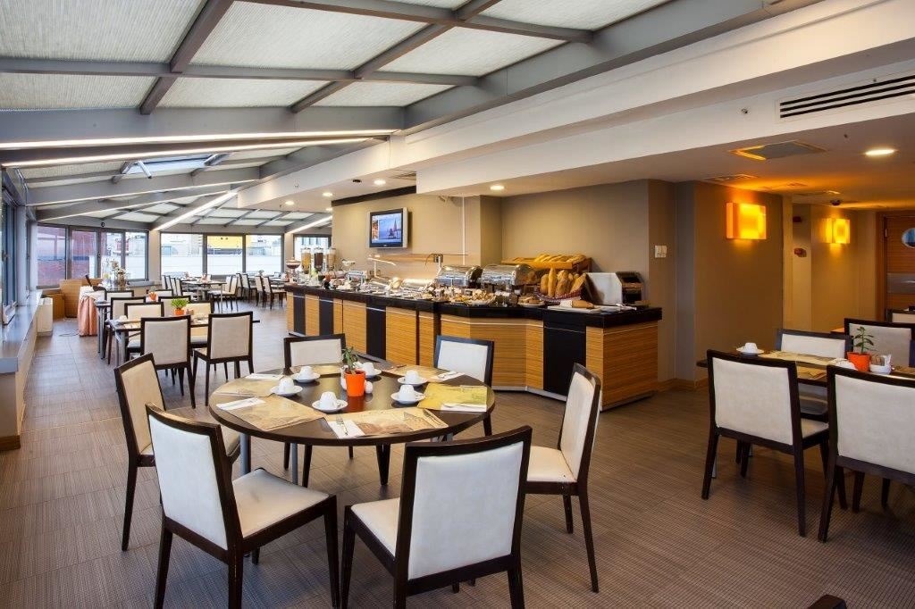 restaurants-terrace-loranje-restaurant