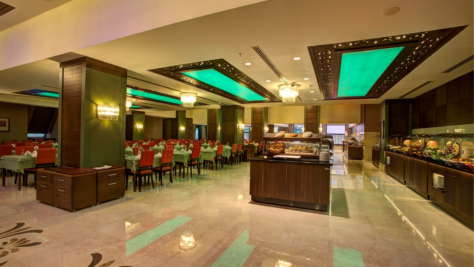 restaurants-restaurant