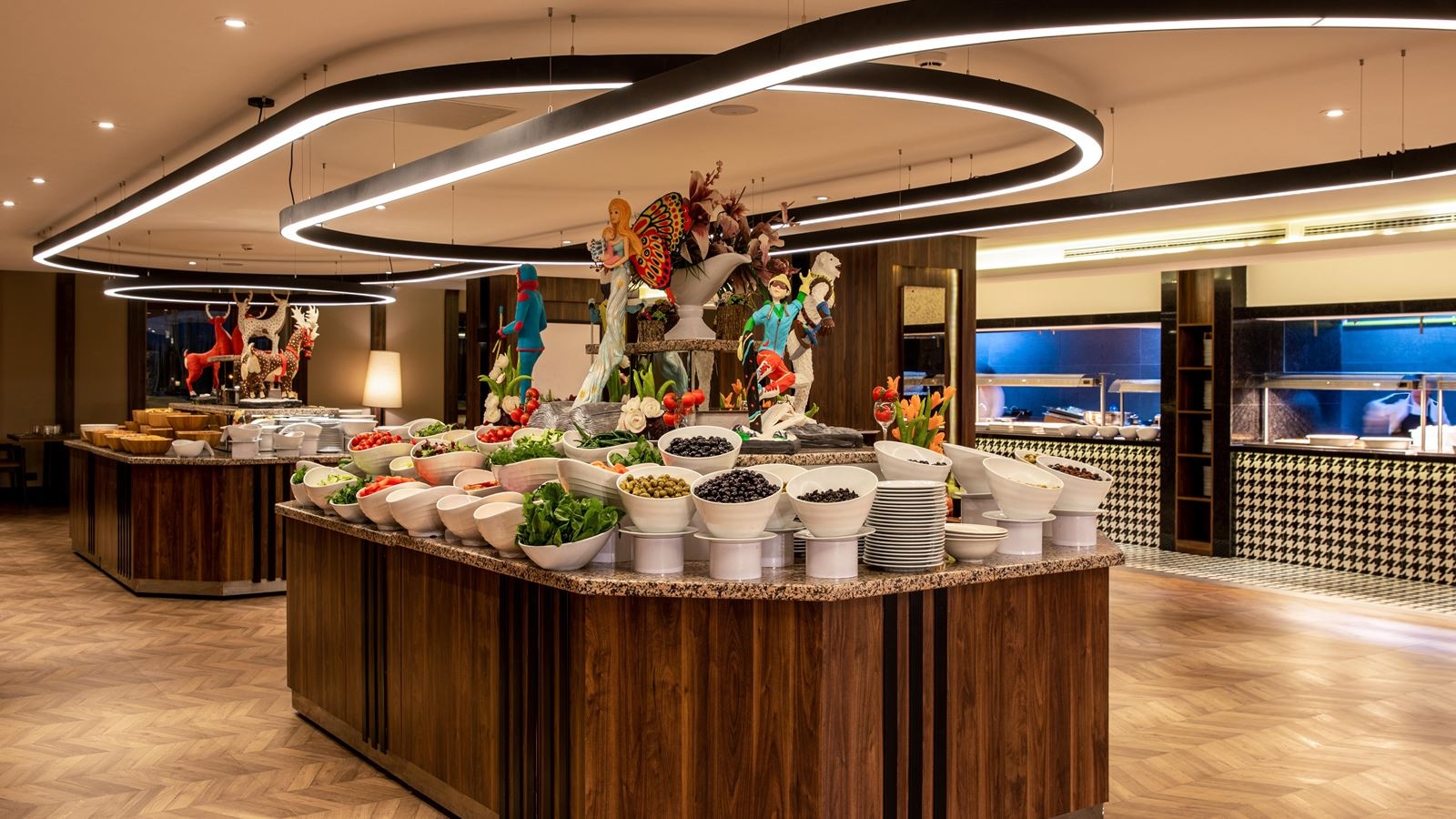 restaurants-restaurant