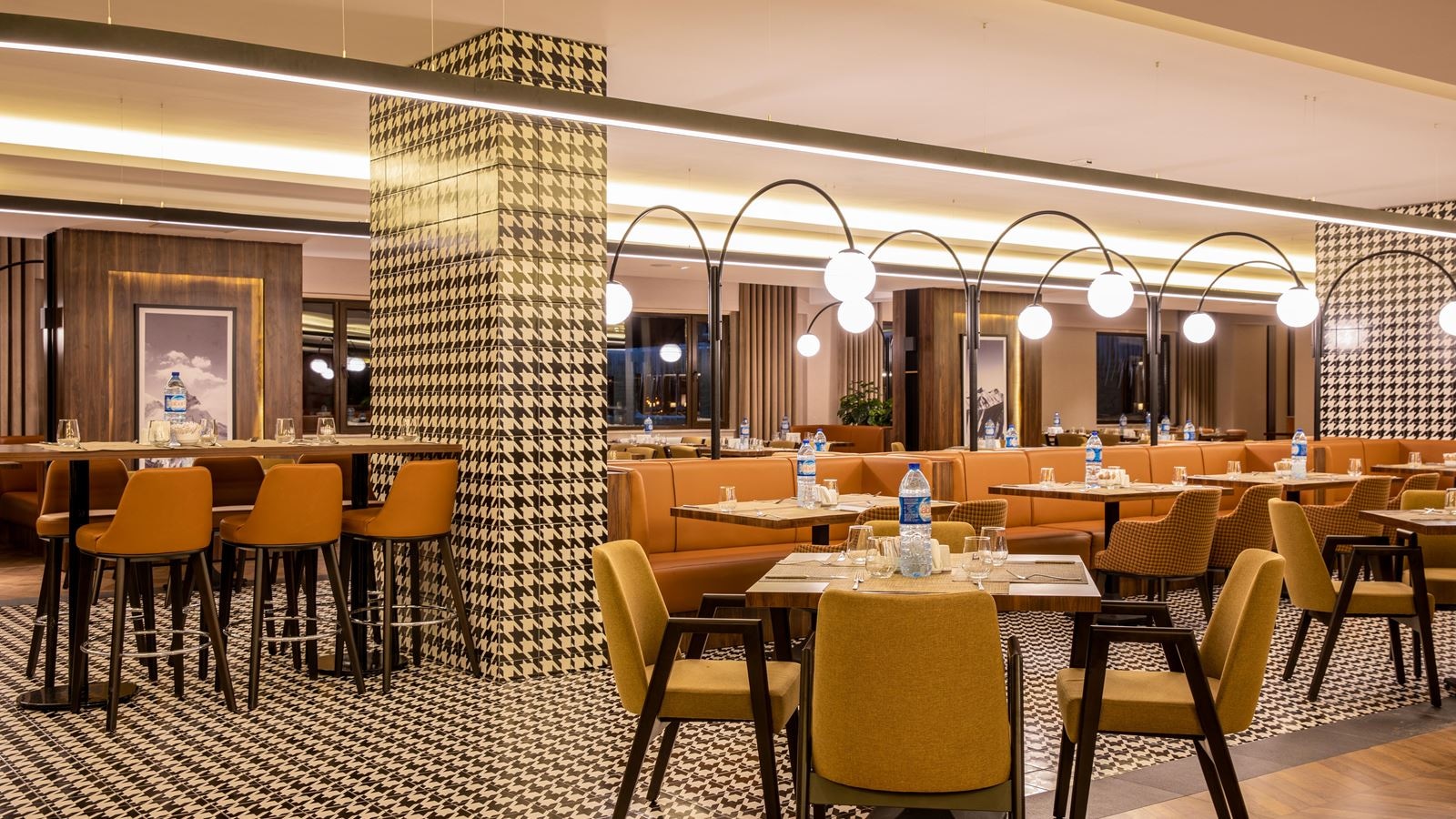 restaurants-restaurant