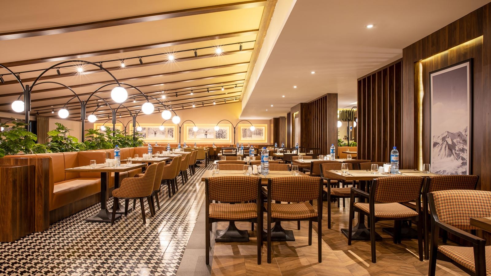 restaurants-restaurant