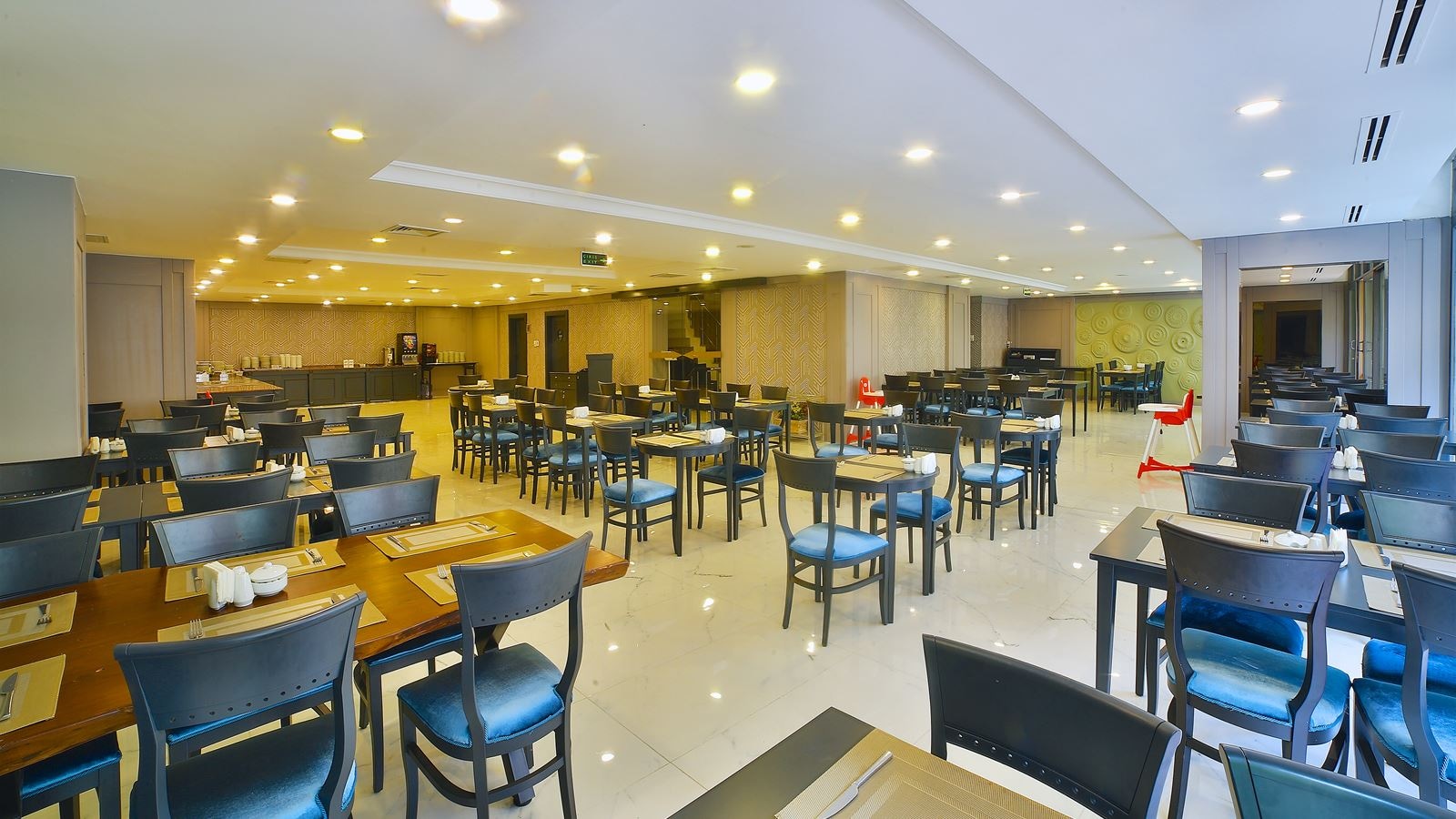 restaurants-restaurants