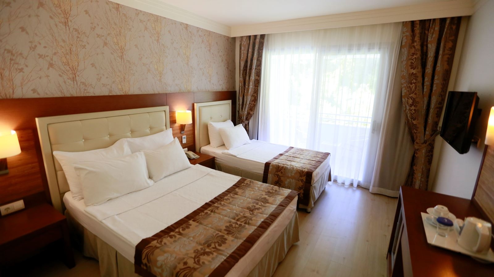 rooms-standard-room-near-the-beach