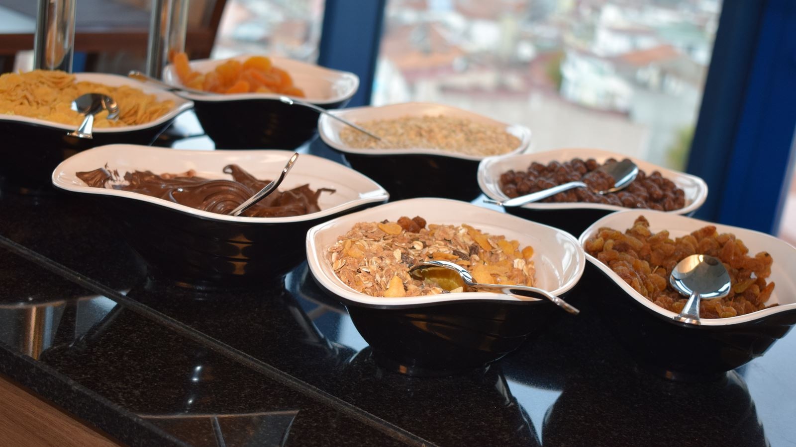 restaurants-restaurants