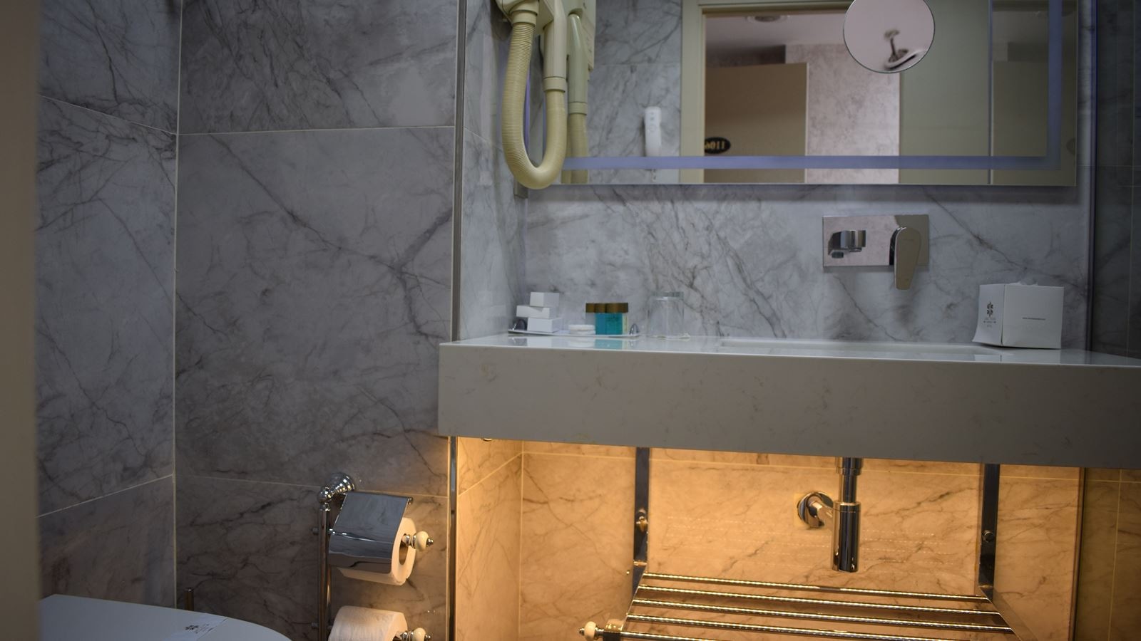 rooms-suite-standard