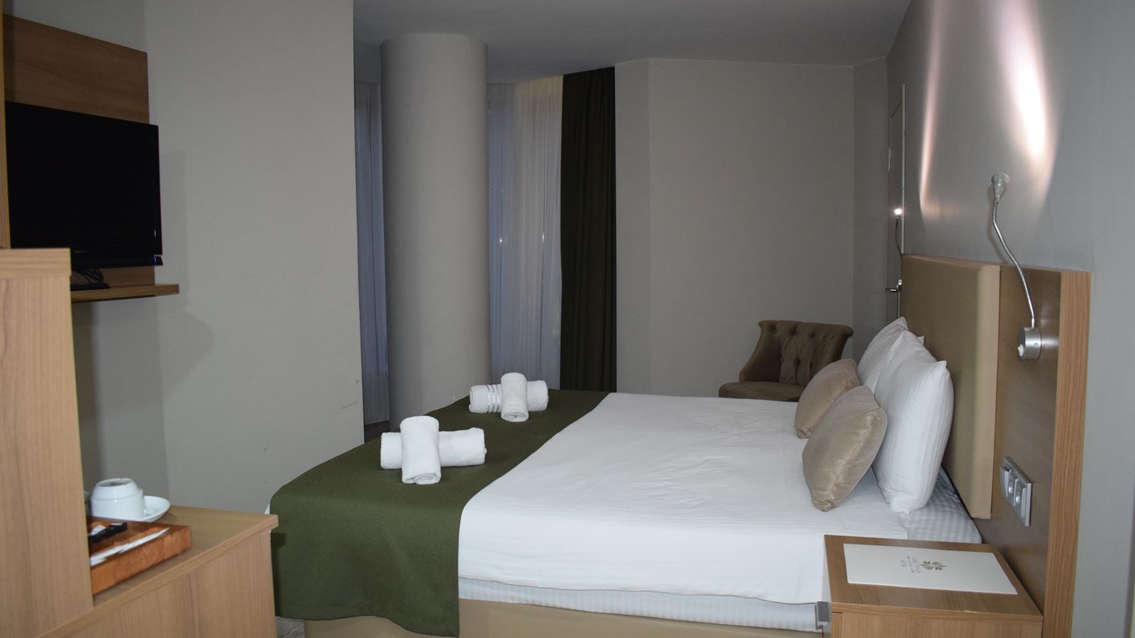 rooms-double-or-twin-standard