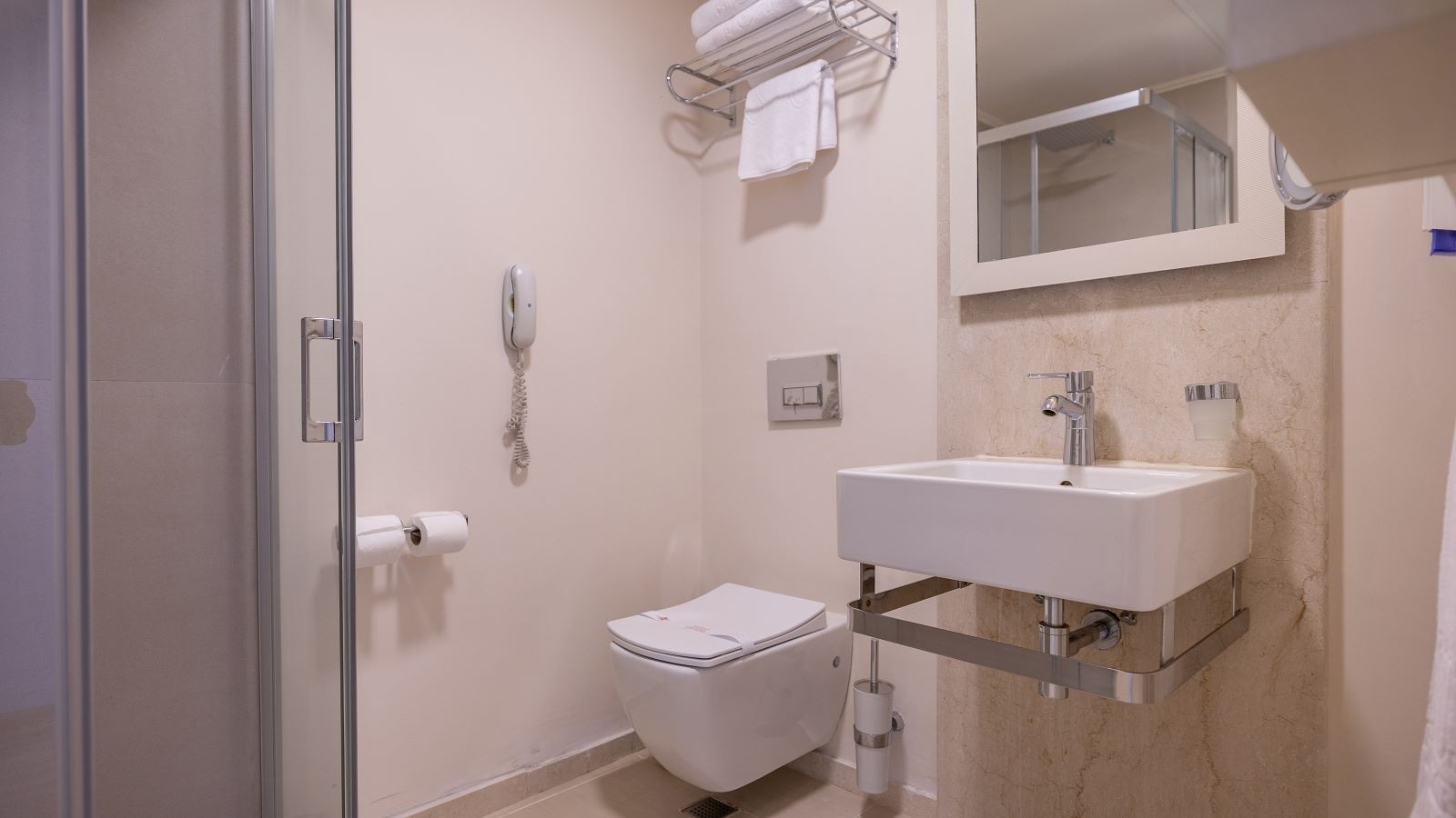 rooms-standard-room-without-balcony