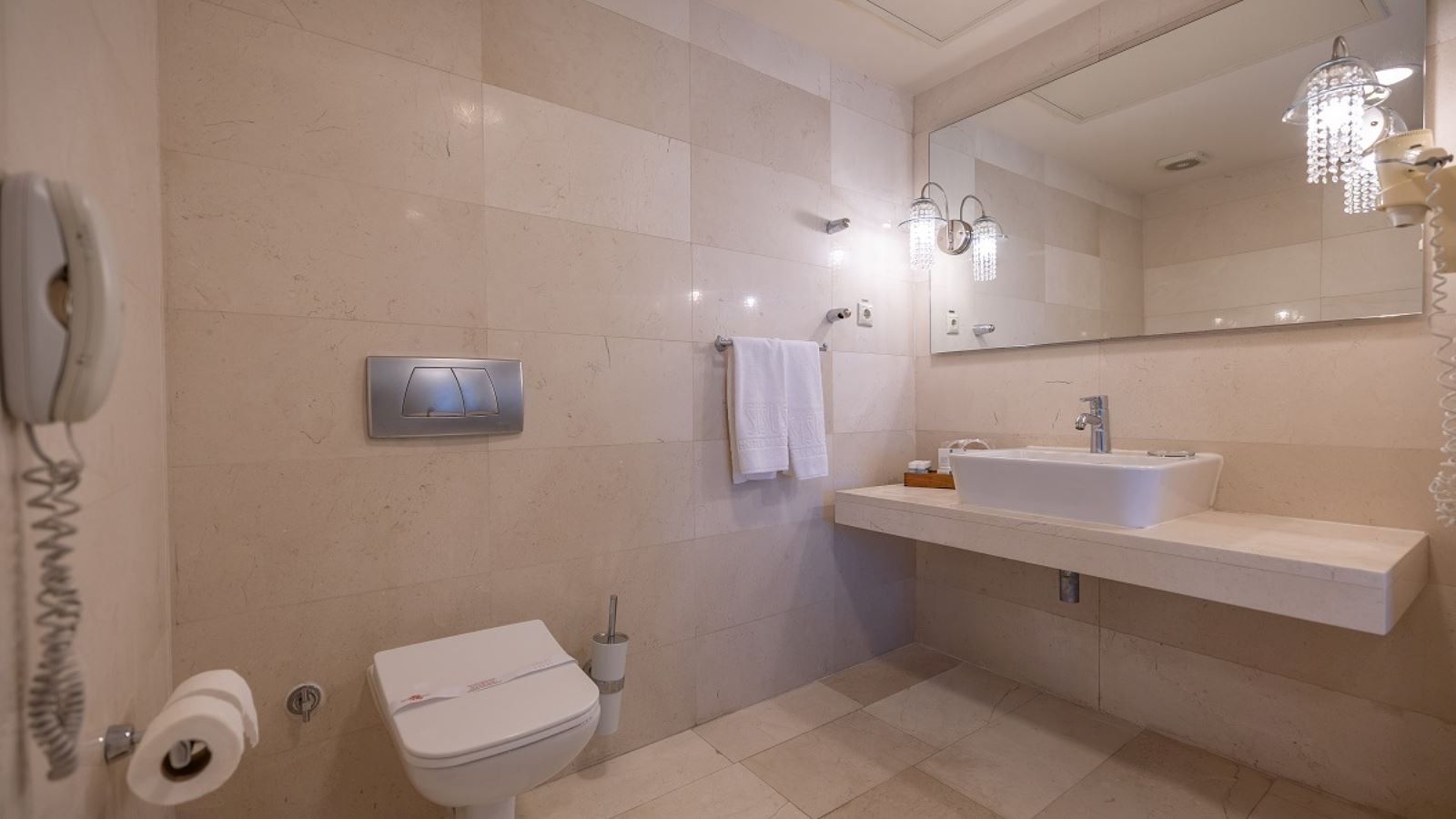 rooms-grand-suite-marina